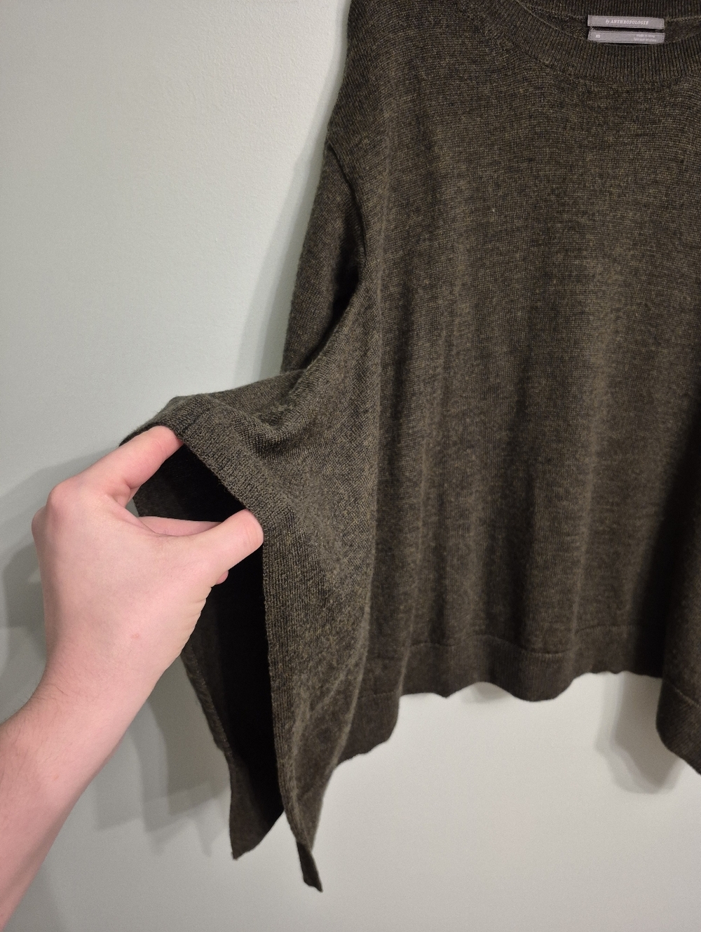 Anthropologie Women's Olive Quiet Luxury Modern Merino Wool Sweater Size XS-M - Picture 4 of 6